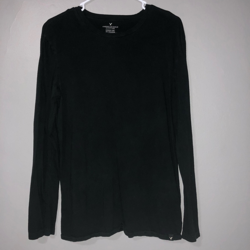 American Eagle Classic Fit Black Long Sleeve